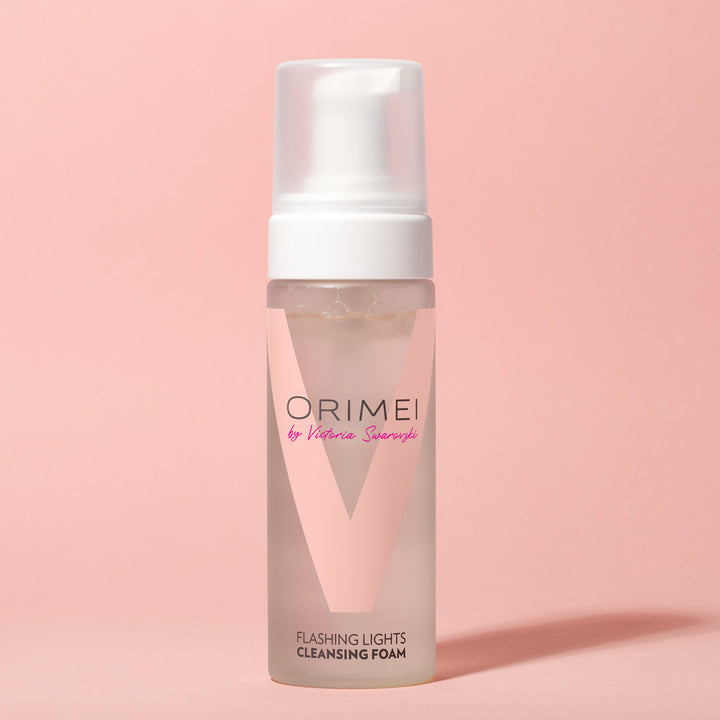 FLASHING LIGHTS Cleansing Foam by Victoria Swarovski